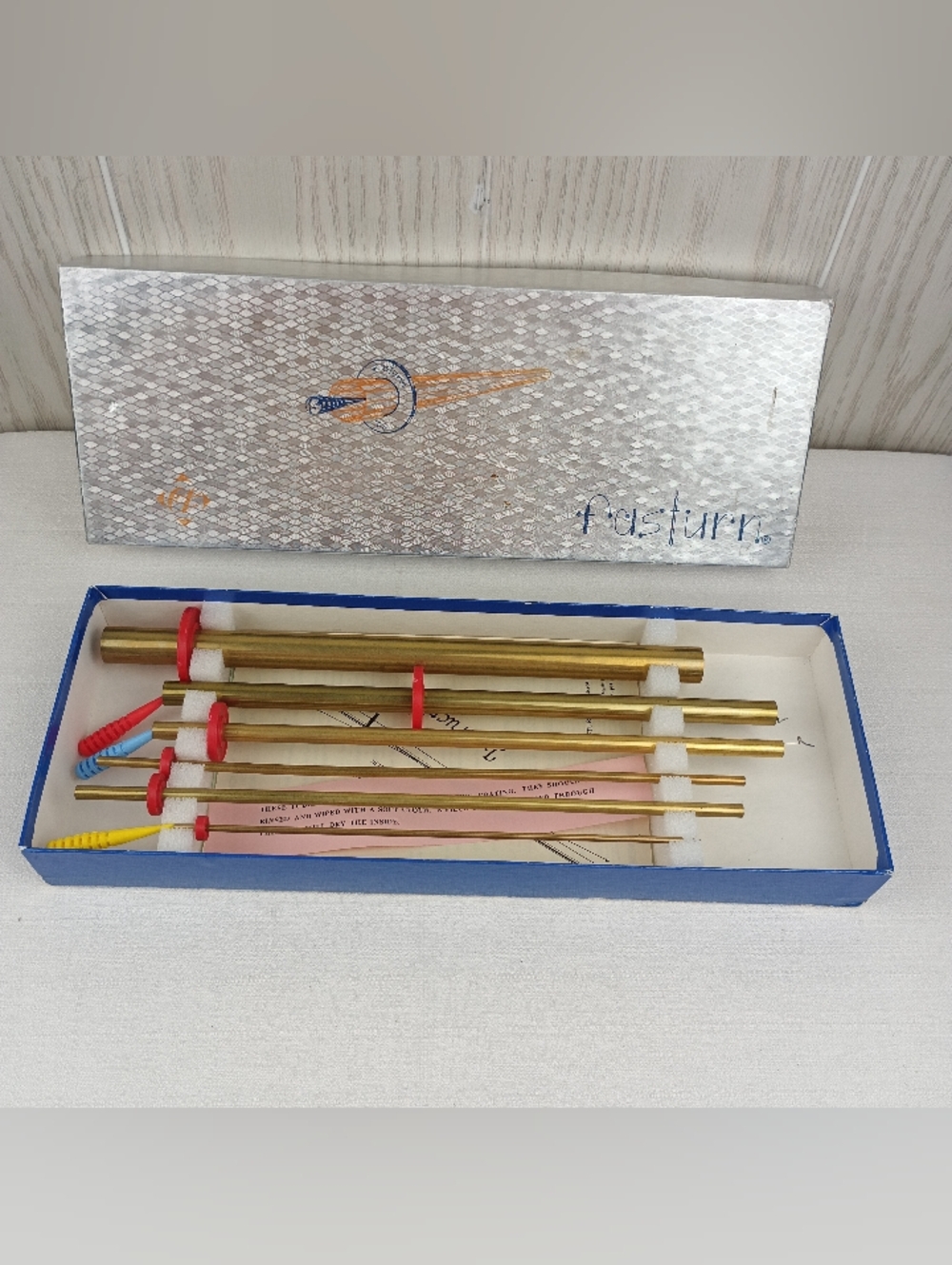 VTG FASTURN 6 Tube 3 Hook Fabric Tube Turning System in Box W/ Instruction Book. - Picture 12 of 14